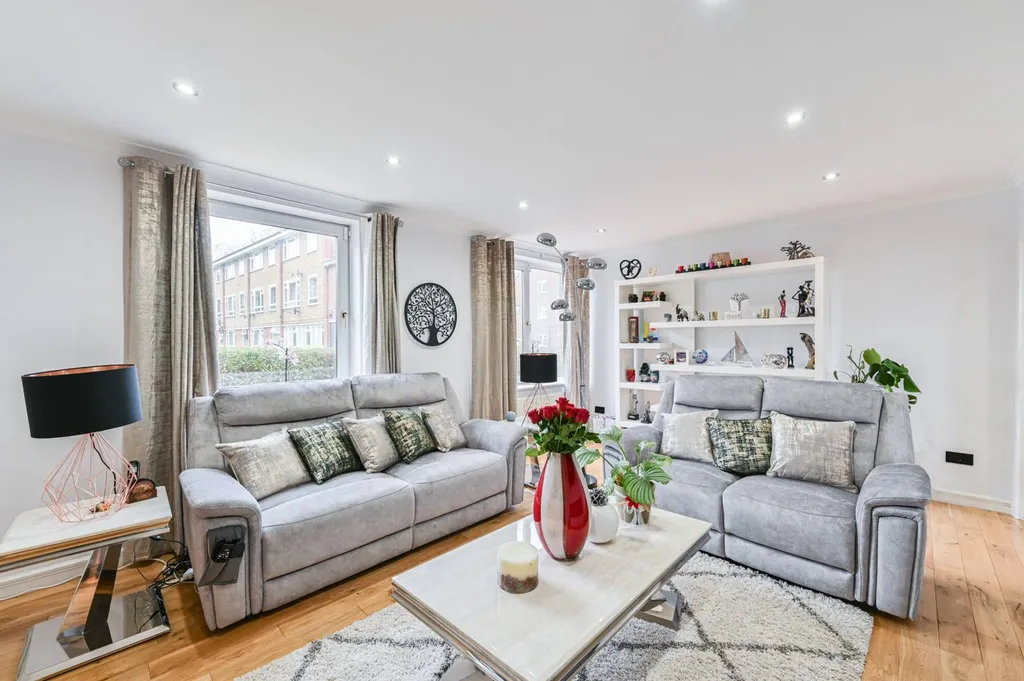 4 bed property for sale